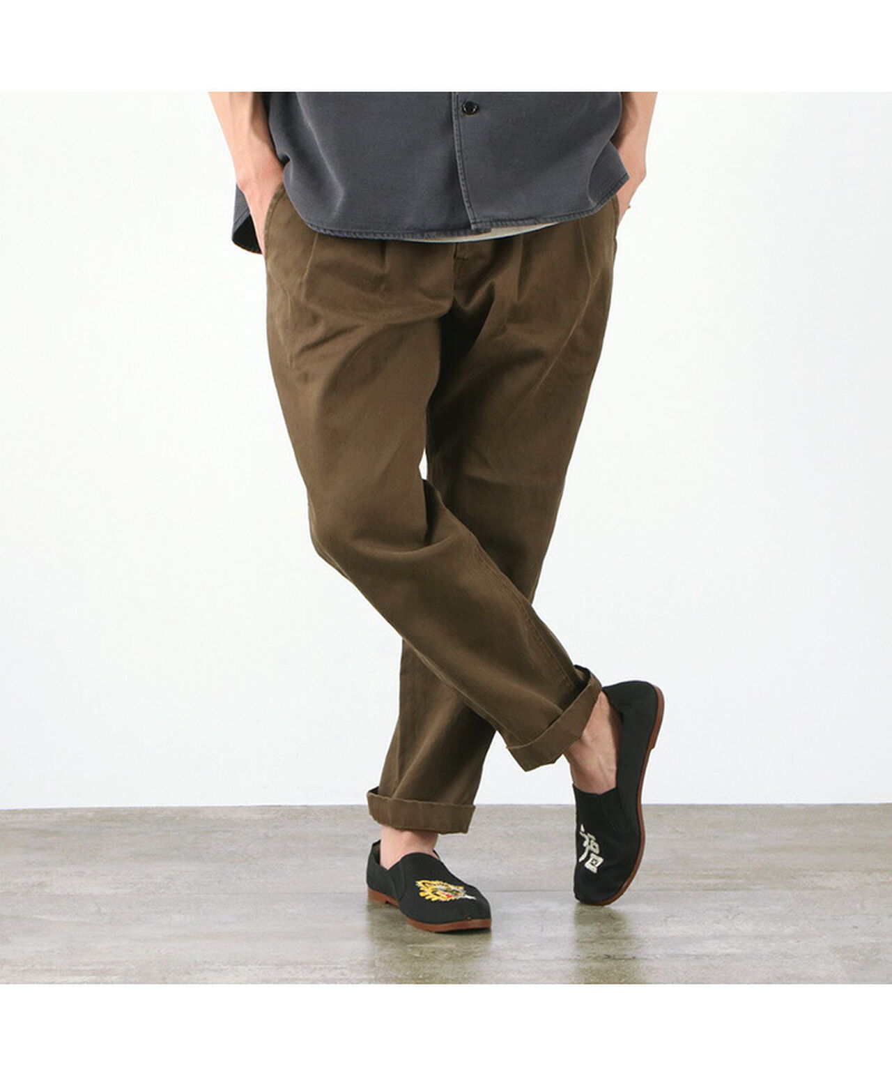 Chino 2-tuck pants,, large image number 3