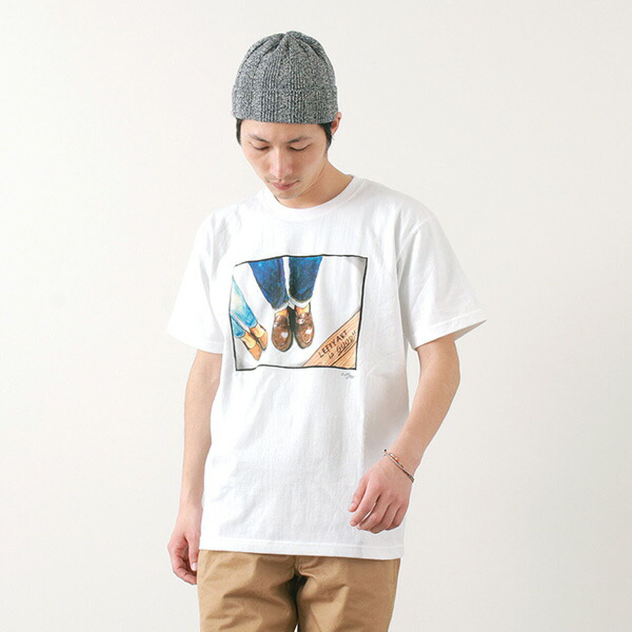 Pair of shoes T-shirt/Short sleeves,White, large image number 0