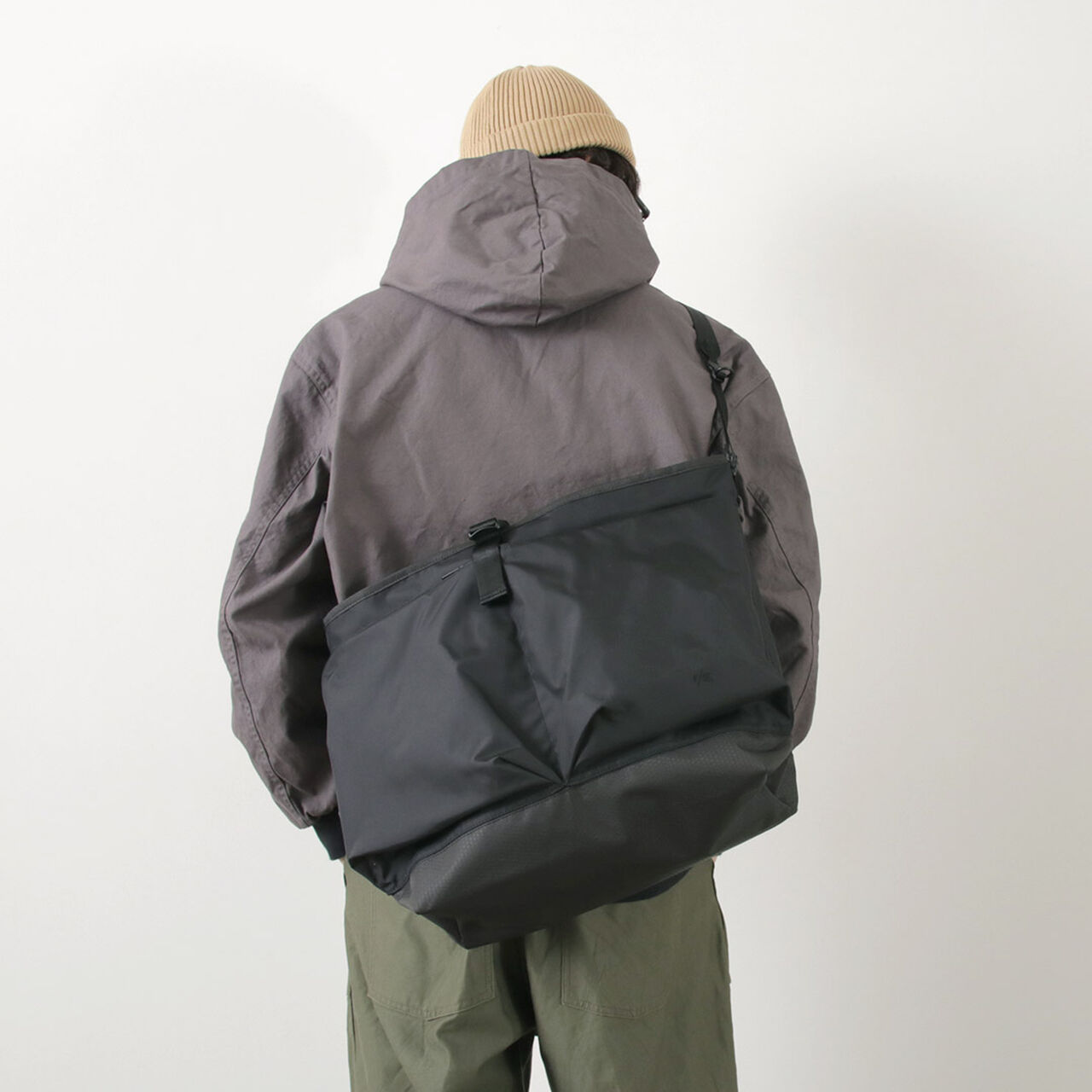 Lightweight courier shoulder bag,, large image number 14