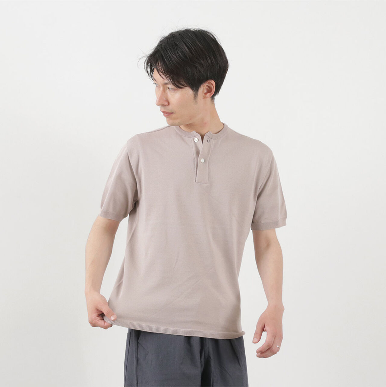 Cotton Fitted Seamless Henry Neck Knit Tee,, large image number 13