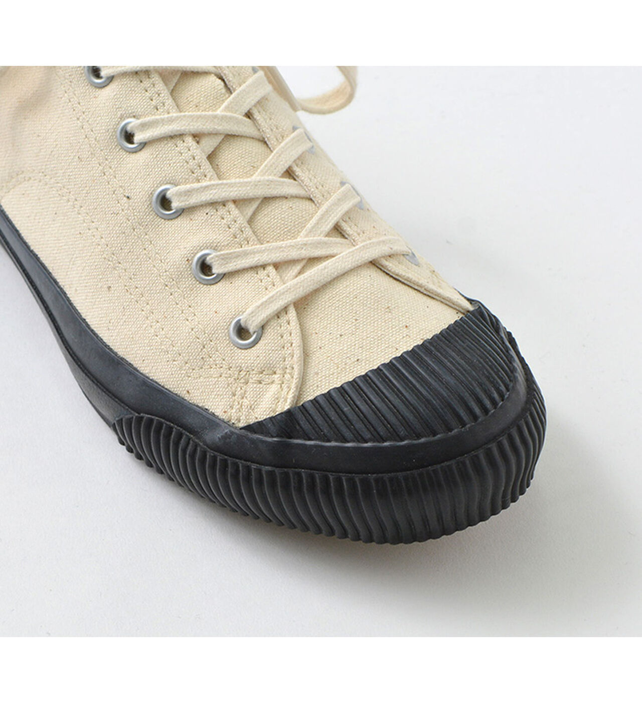 Shell Cap Low Canvas Sneakers,, large image number 10