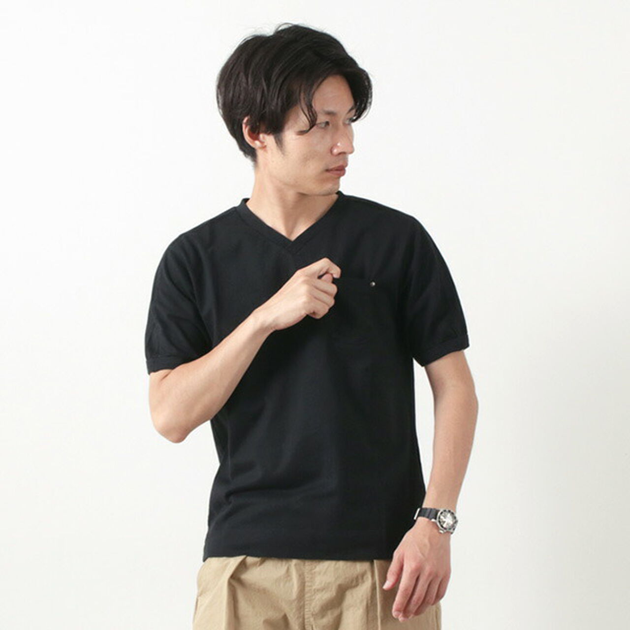 Split raglan pocket V-neck T-shirt,Black, large image number 0